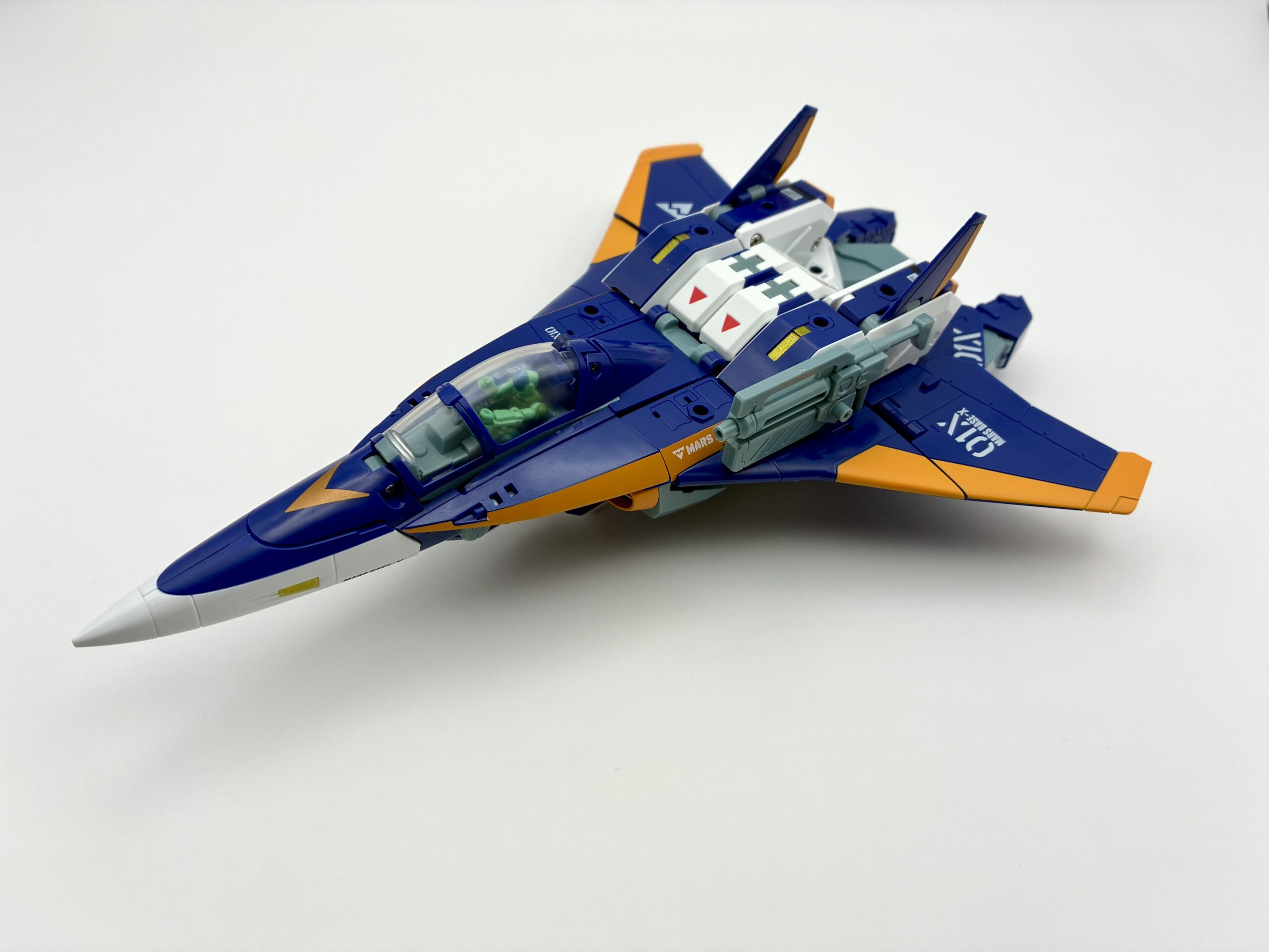 Legioss Omega in Armo Fighter mode